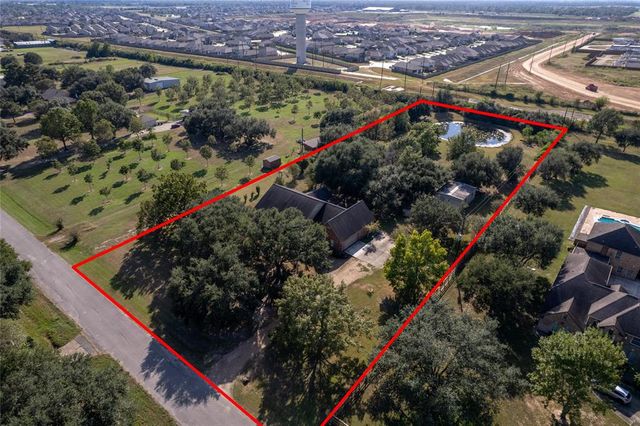 $1,250,000 | 10403 West Hidden Lake Lane | Fort Bend County North-Richmond