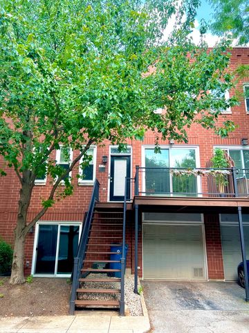 $4,000 | 2825 North Wolcott Avenue, Unit J | Hamlin Park