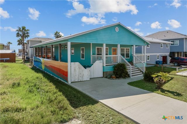 $399,000 | 1012 South Magnolia Street | Rockport