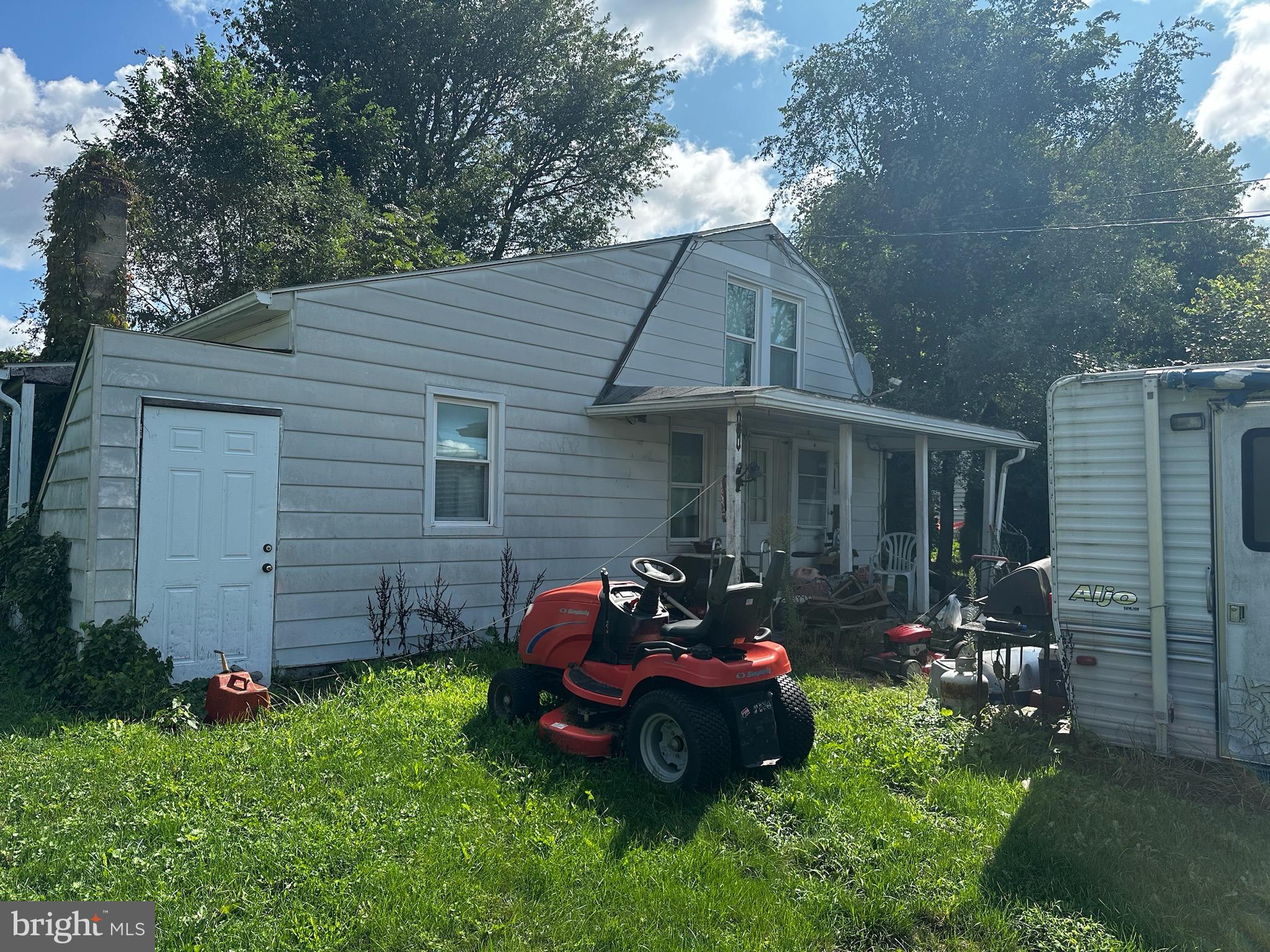 a house view with a garden space