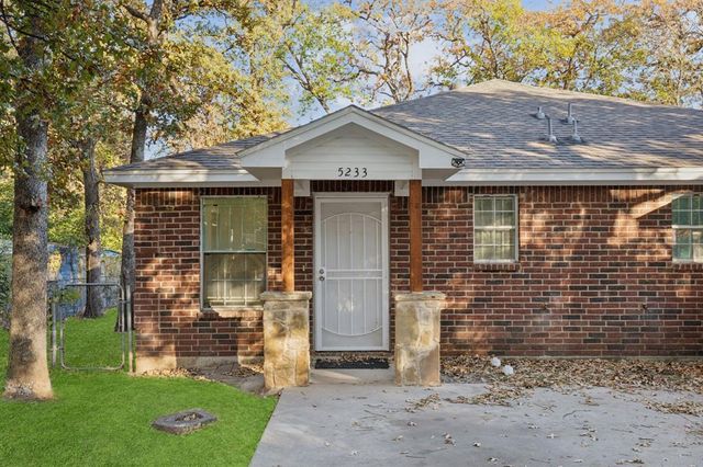 $1,800 | 5233 Flamingo Road | Echo Heights