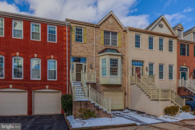 $779,000 | 249 Blaze Climber Way | Rose Hills Falls