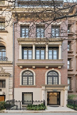 $25,000,000 | 16 East 64th Street | Lenox Hill