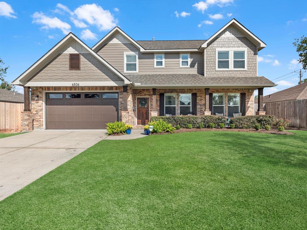 Welcome to 6506 Cindy Ln! In desirable Timbergrove, this hard-to-find gem not only has a fantastic floorplan but also an epic covered back patio.