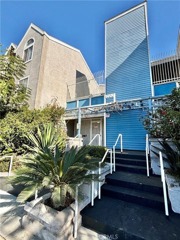 $2,750 | 1200 Gaviota Avenue, Unit 305 | Alamitos Beach