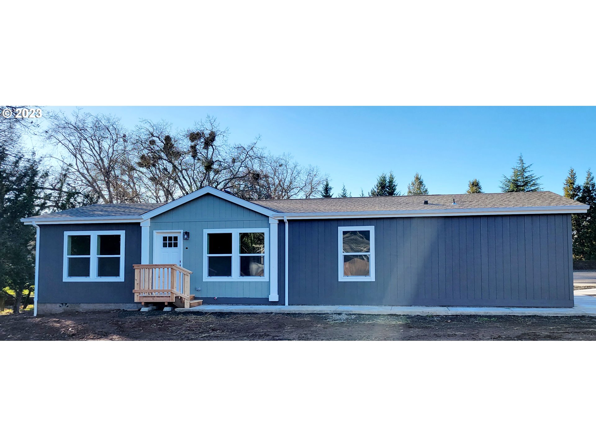 a view of house with outdoor space