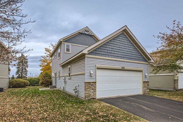 $270,000 | 1029 Monroe Circle | Anoka