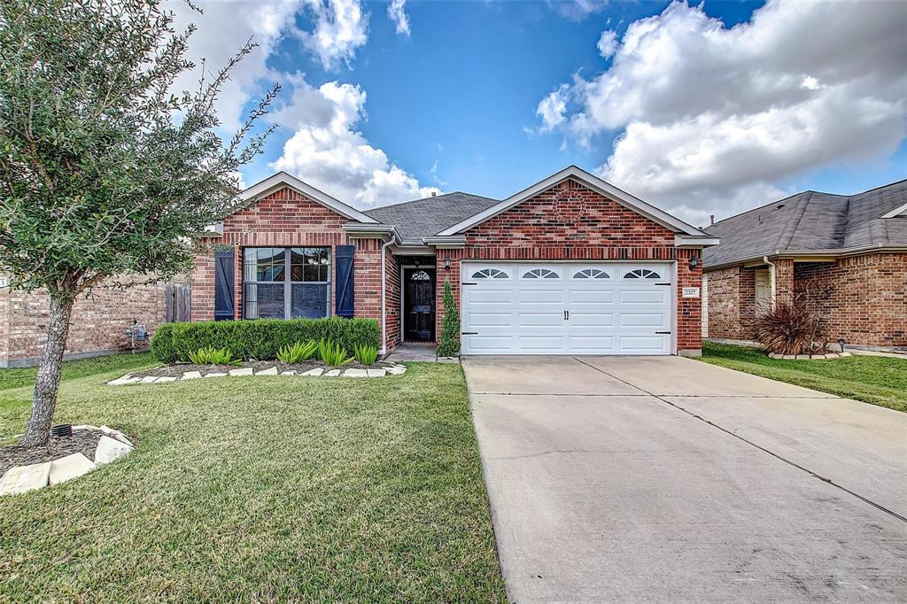 Discover your perfect retreat at 2327 Grey Reef Drive, nestled in the tranquil Lakes of Mason Park. This charming single-story home features 3 cozy bedrooms, 2 modern bathrooms, and a convenient 2-car garage, all waiting to welcome you home.