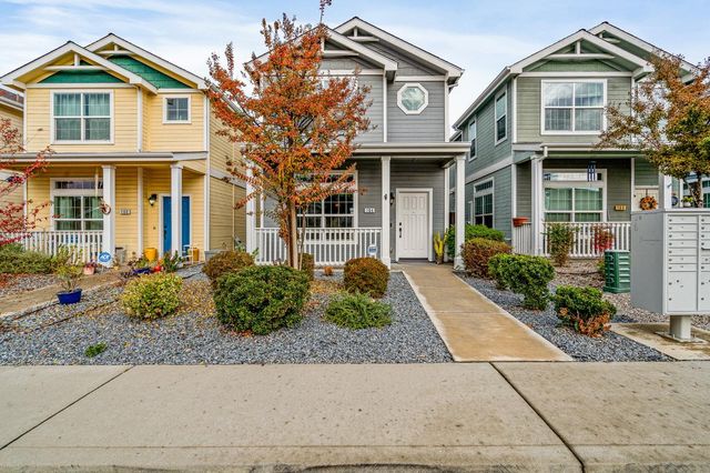 $495,000 | 164 Ivy Street | Roseville Heights