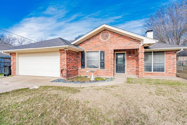 $230,000 | 402 Creekside Drive | Crandall