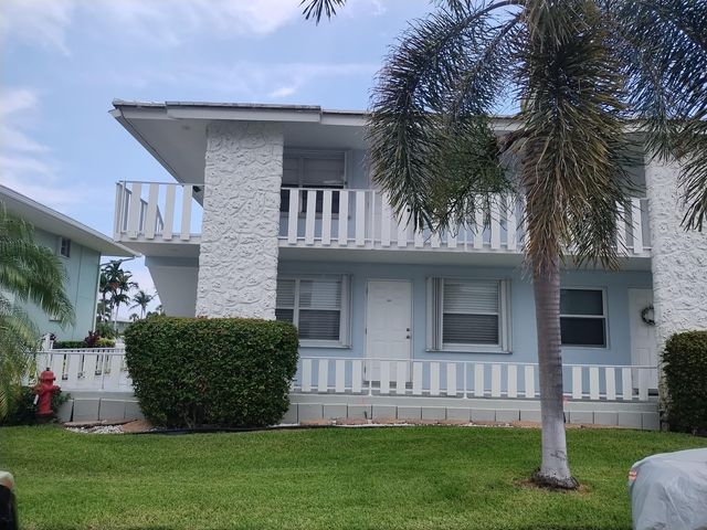 $2,500 | 5520 North Ocean Boulevard, Unit 202 | Ocean Ridge