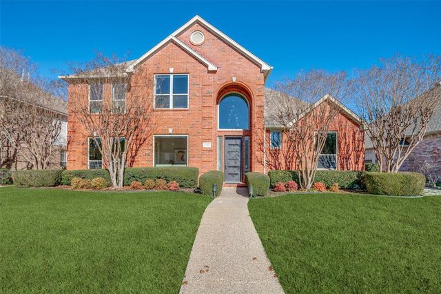 $850,000 | 4557 Lone Tree Drive | Plano