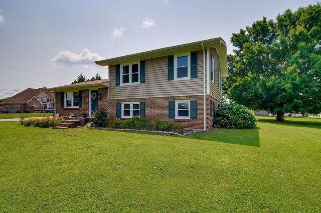 $459,900 | 3521 Sulphur Springs Road