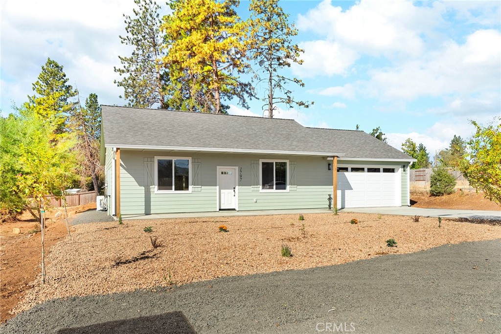 front view of house with a yard