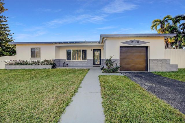 $4,799 | 2190 Northeast 169th Street | North Miami Bech City Center