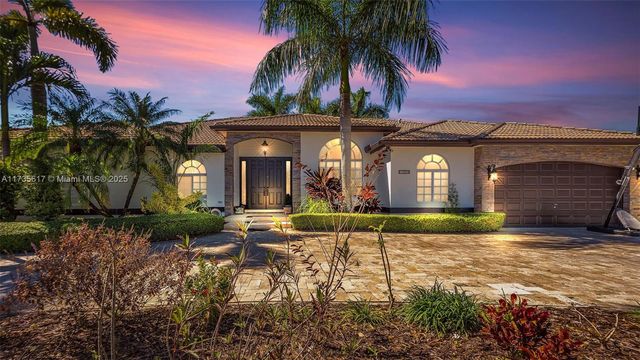 $1,200,000 | 19880 Southwest 134th Avenue | Quail Heights