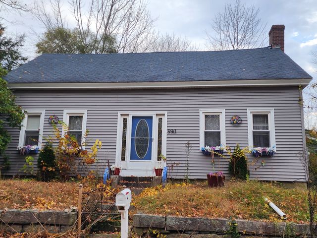 $290,000 | 990 Bailey Hill Road | Killingly