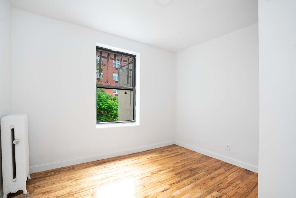 a view of empty room with window