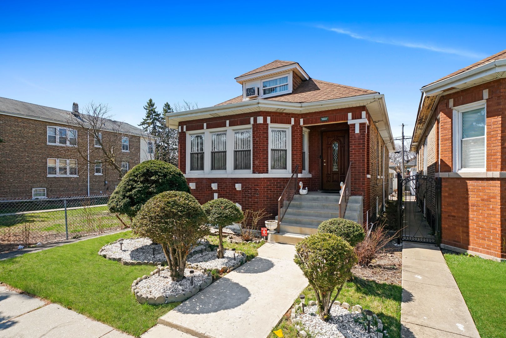 7222 South Washtenaw Avenue, Chicago, IL 60629 | Compass