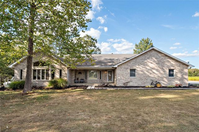 $499,500 | 1271 Mt Tabor Avenue | Lagrange Township - Bond County