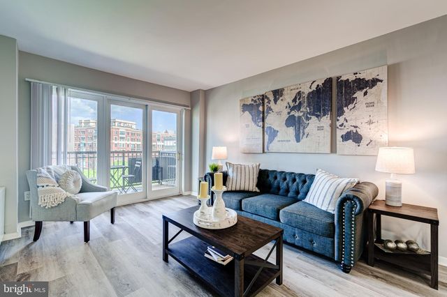 $7,415 | 1330 Massachusetts Avenue Northwest, Unit 808 | Logan Circle