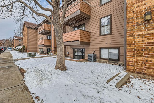 $260,000 | 209 Wright Street, Unit 102 | Snowbird