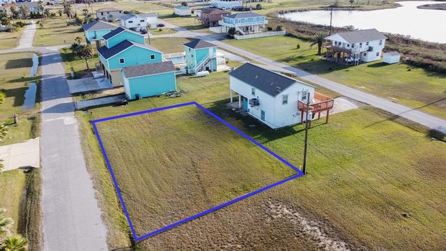 $99,500 | 332 6th Street | Bay Harbor