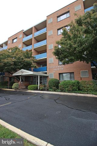 $2,150 | 1931 North Cleveland Street, Unit 306 | North Highland