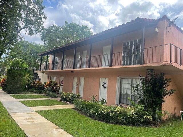 $2,300 | 10784 North Kendall Drive, Unit D4 | Kendall