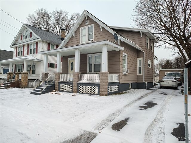 $159,000 | 2 Trinity Avenue | Yorkville