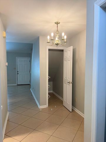 $139,900 | 2490 Talco Hills Drive, Unit B | Tallahassee