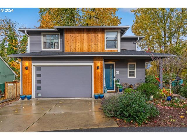 $525,000 | 1121 Northeast 239th Place | Wood Village