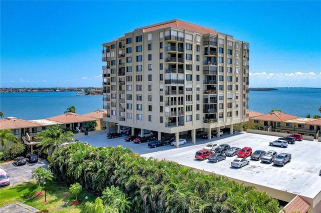 $449,000 | 6322 Palma Del Mar Boulevard South, Unit 505 | Isla del Sol