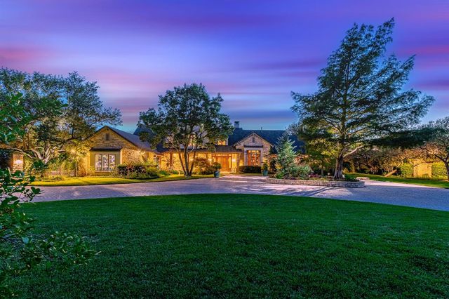 $2,050,000 | 2316 Starlight Court | Southwest Central Arlington