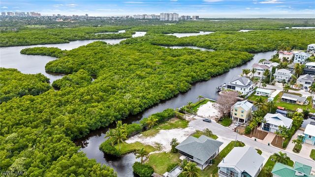 $3,200,000 | 1276 Grand Canal Drive | North Naples