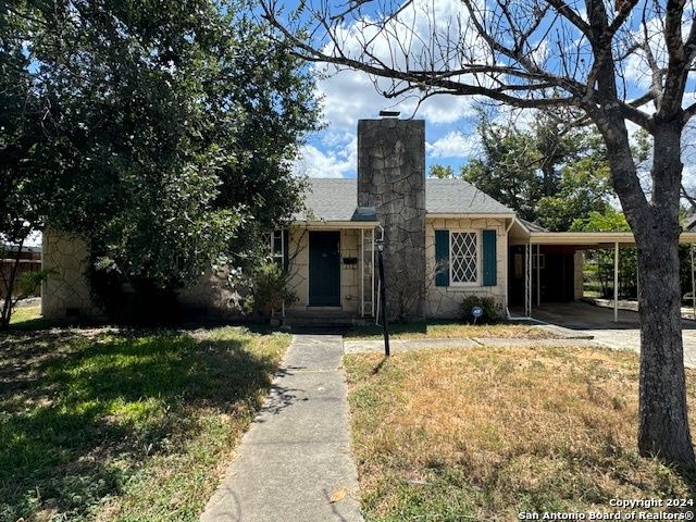 $339,900 | 254 El Monte Boulevard | Olmos Park Terrace