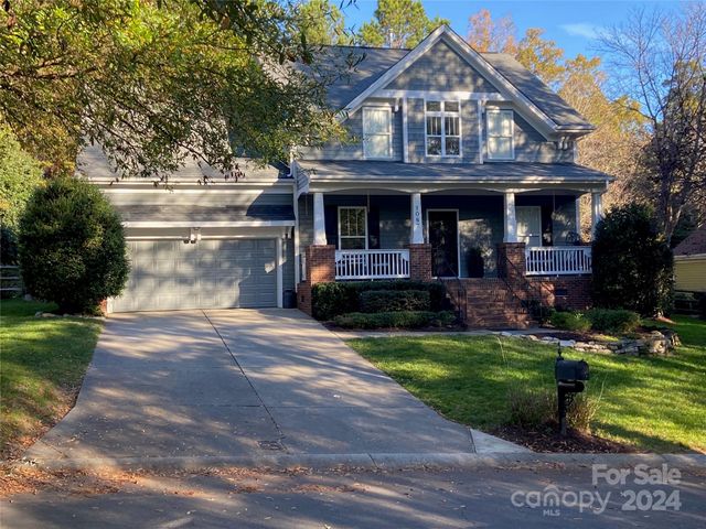 $725,000 | 1067 Hunters Run Drive | Tega Cay