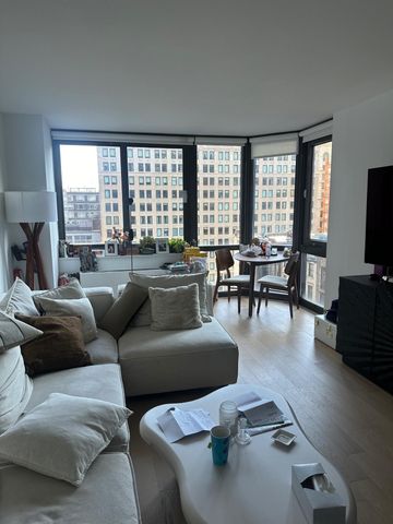 $5,550 | 105 Duane Street, Unit 11G | TriBeCa