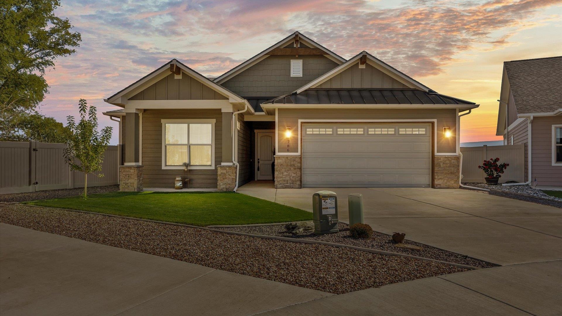 786 Spur Cross Court, Grand Junction, Colorado 815