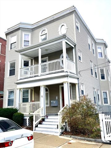 $3,650 | 18 Tudor Street, Unit 2 | Broadway