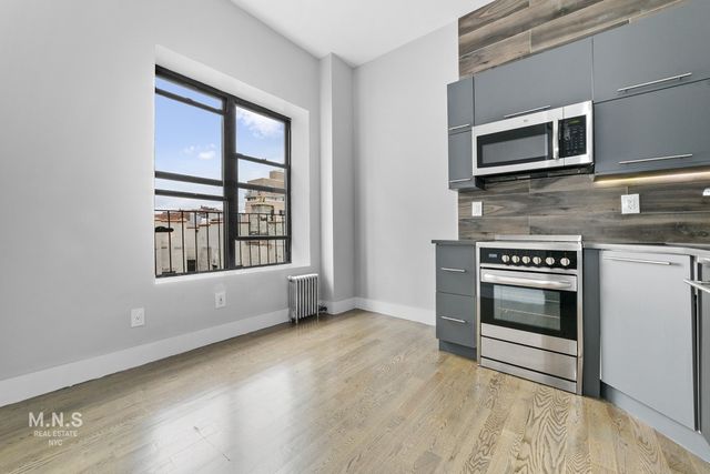 $2,350 | 235 East 117th Street, Unit 1C | East Harlem