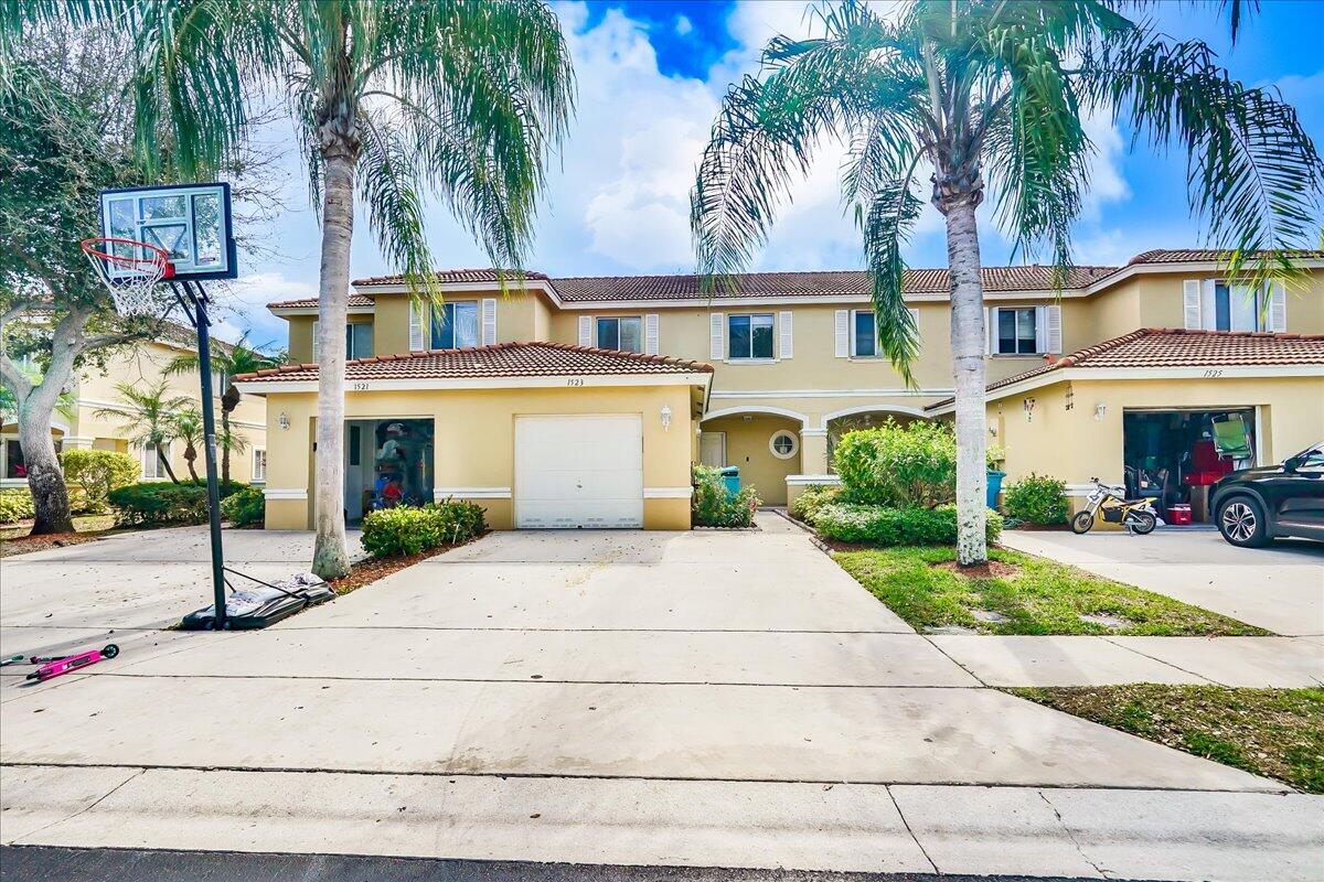 1523 Arezzo Circle Boynton Beach FL 33436 Compass