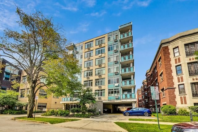 $2,900 | 169 North Grove Avenue, Unit 1C | Oak Park