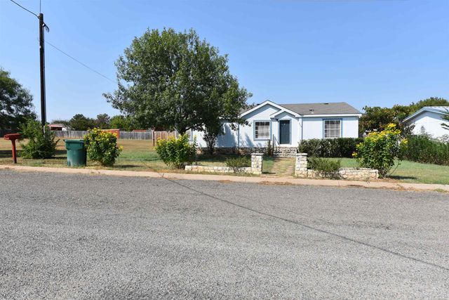 $194,000 | 209 Sarah Circle | Llano