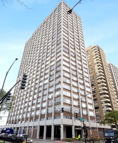 $172,000 | 6171 North Sheridan Road, Unit 1602 | Edgewater Beach