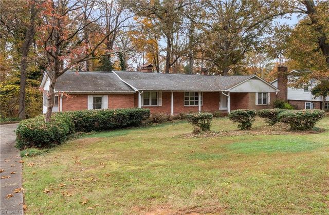 $279,000 | 1956 Bramblewood Trail | North Suburban Winston-Salem