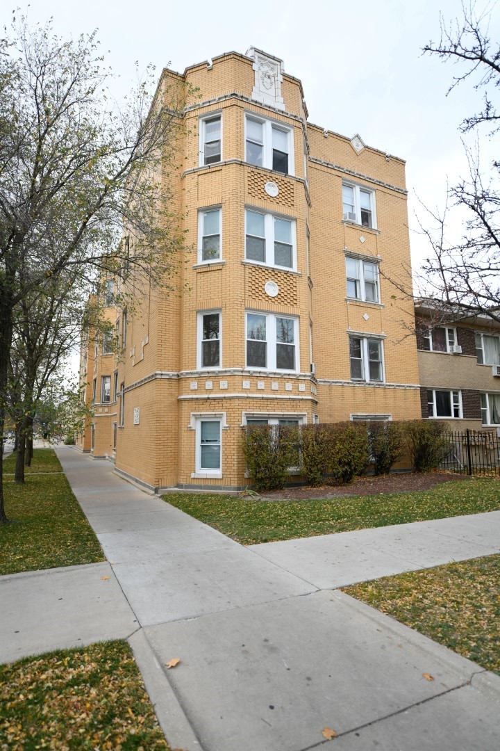 a front view of a building