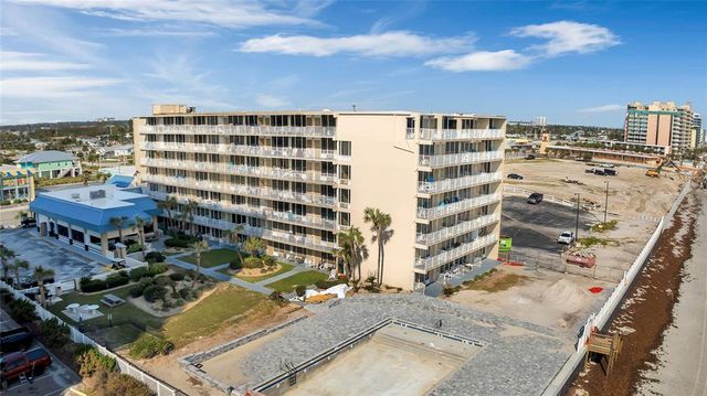 $180,000 | 2043 South Atlantic Avenue, Unit 303 | Daytona Beach Shores