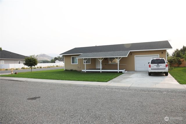 $309,900 | 716 Locust Street | Omak