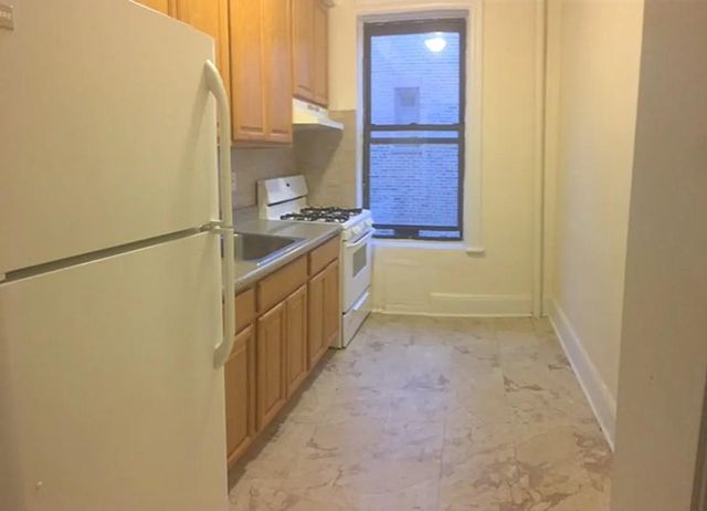 $2,300 | 35-16 31st Avenue | Astoria